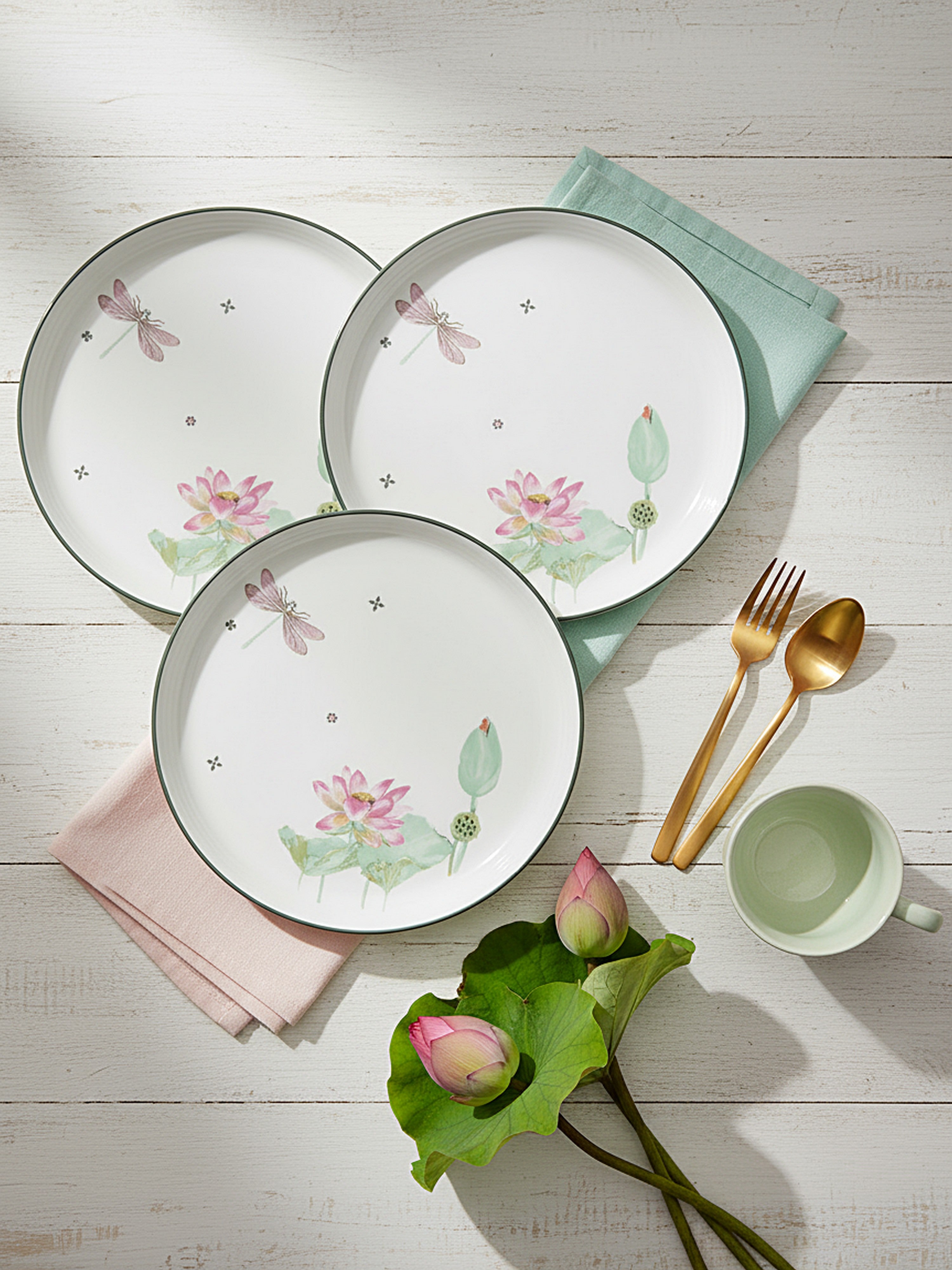 Dragonfly Bloom Porcelain Quarter Plates (Pack of 4)