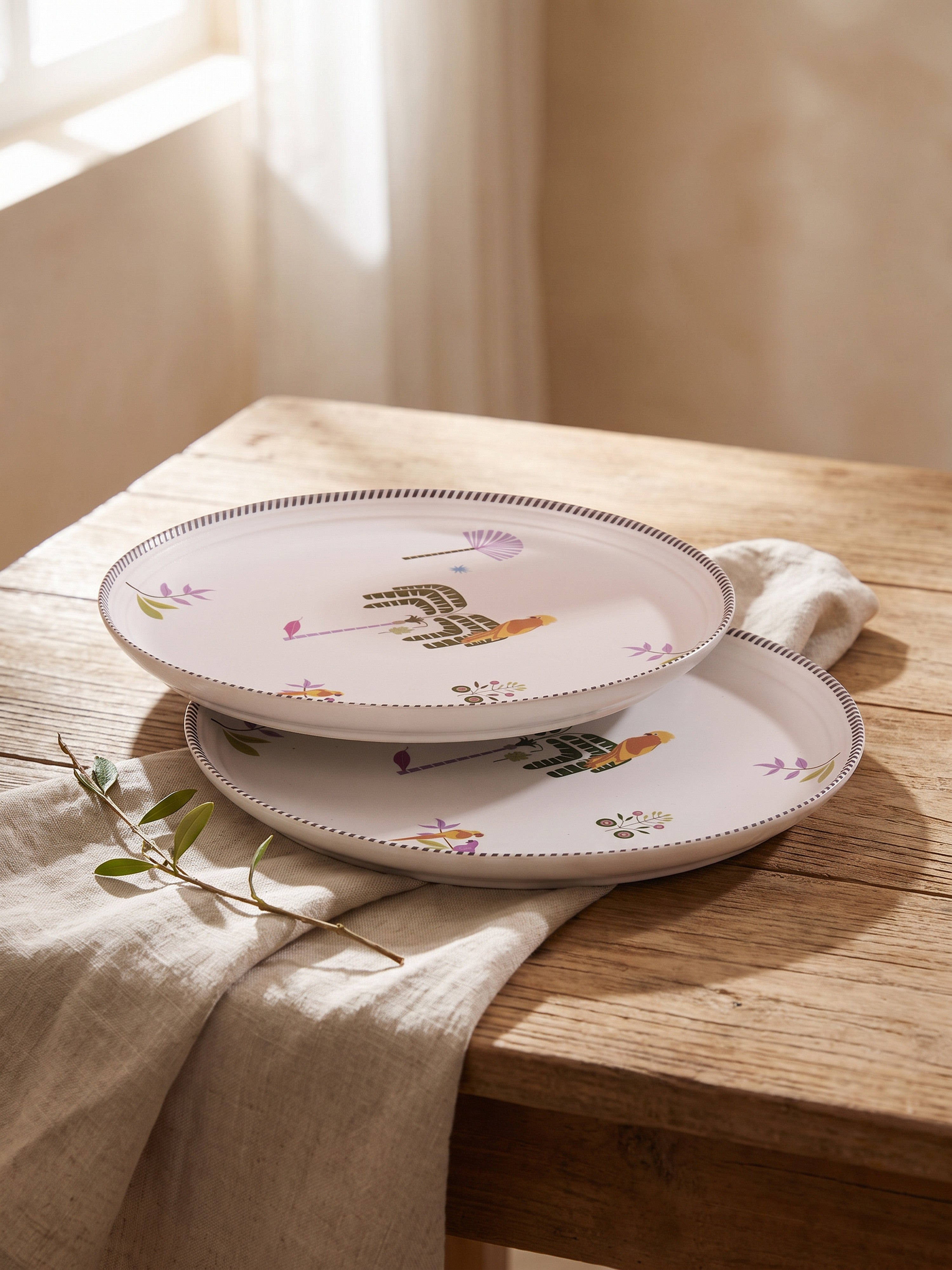 Island Bloom Porcelain Dinner Plates