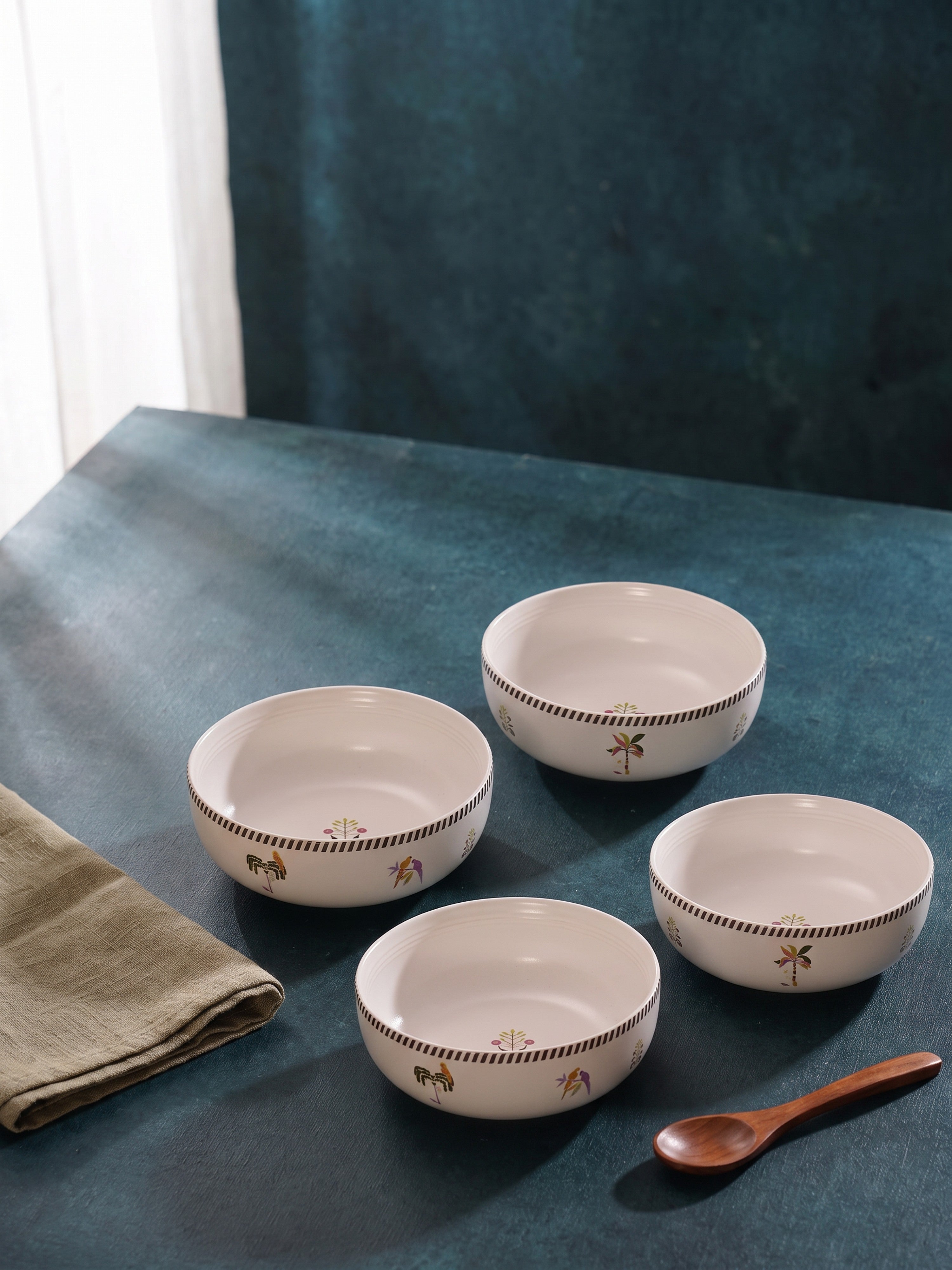 Island Bloom Porcelain Small Bowls