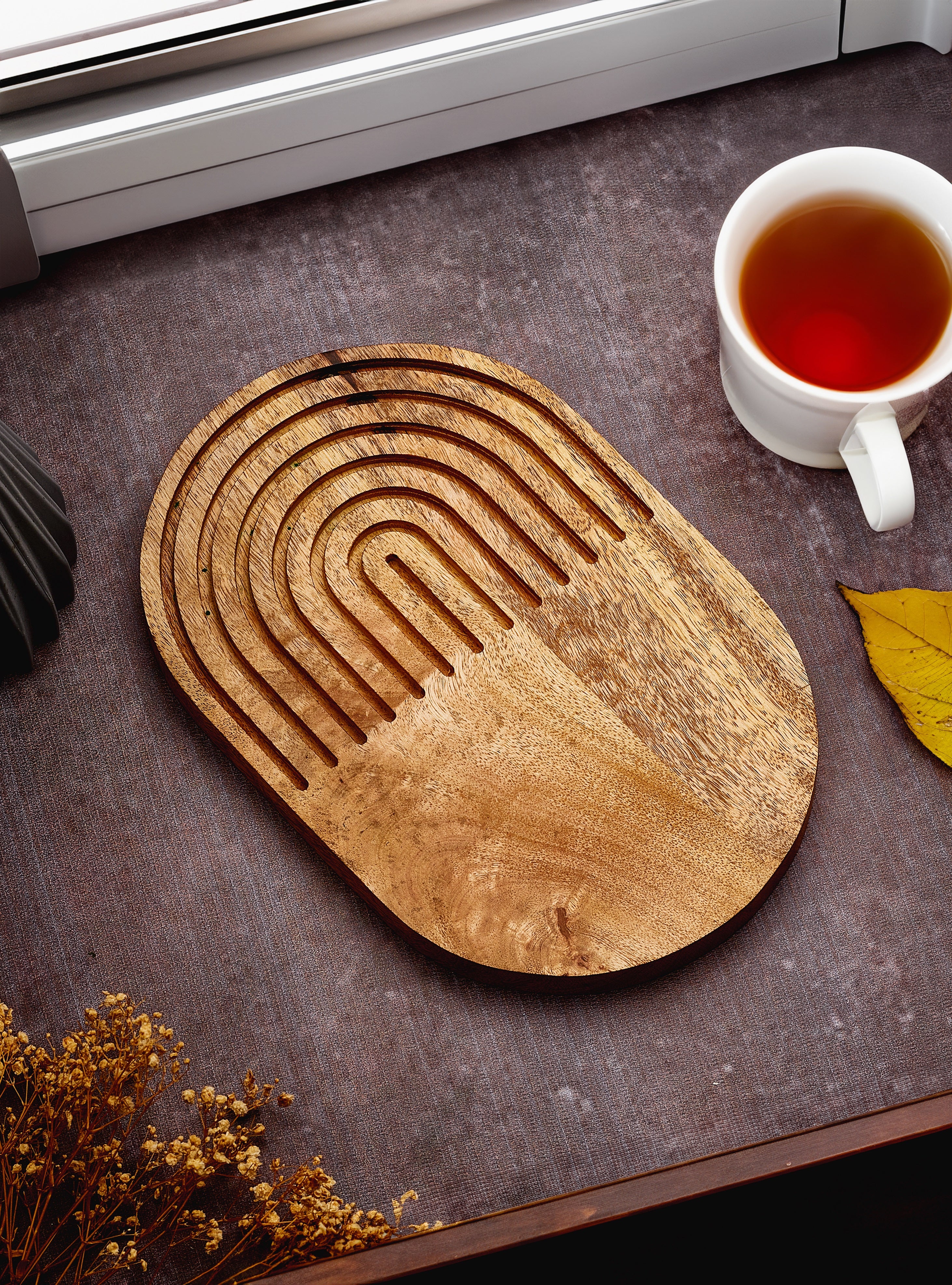 HANDCRAFTED WOODEN OVAL PLATTER