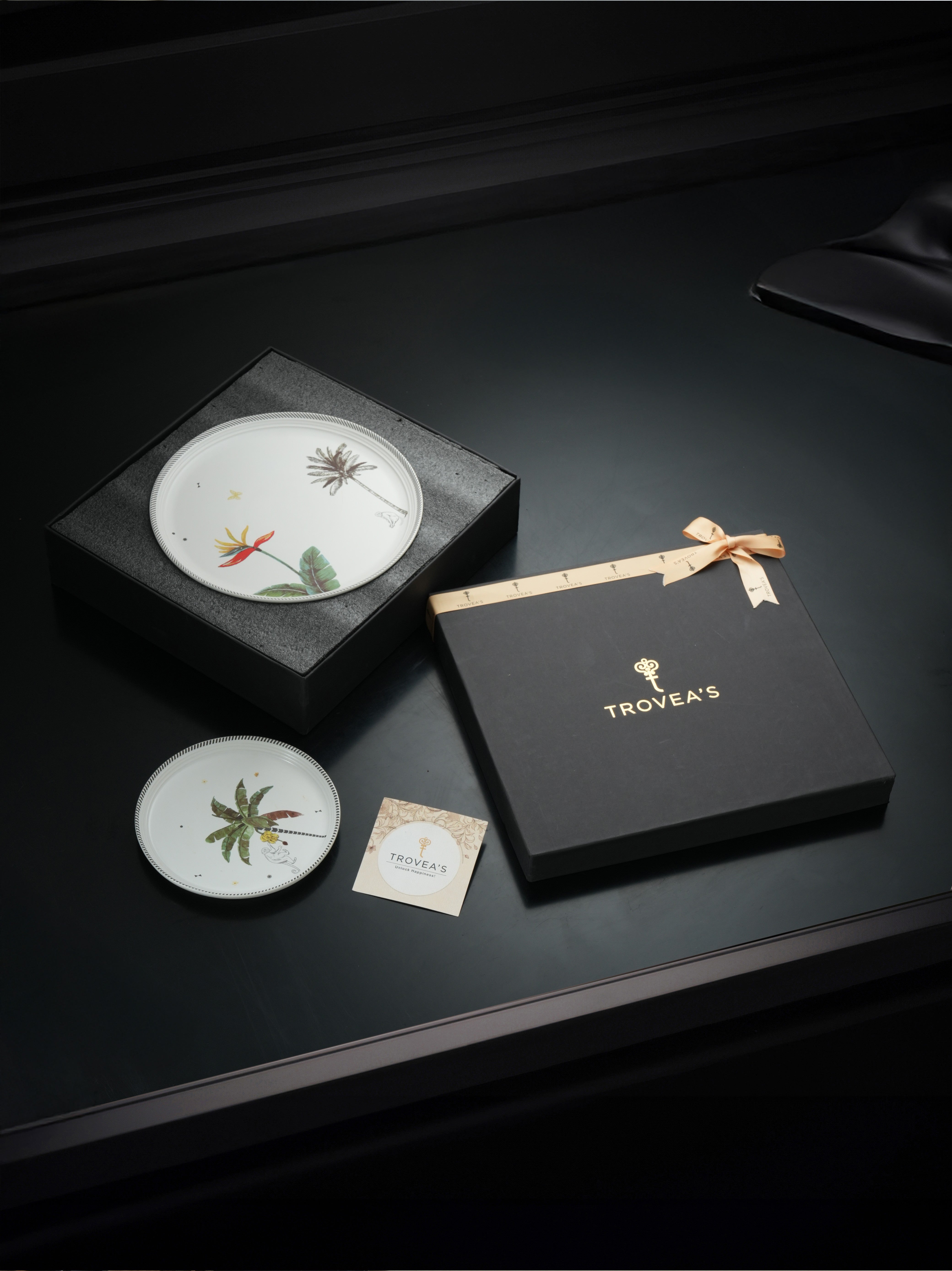 Tropical Mischief Porcelain Snack Set (Pack of 5)