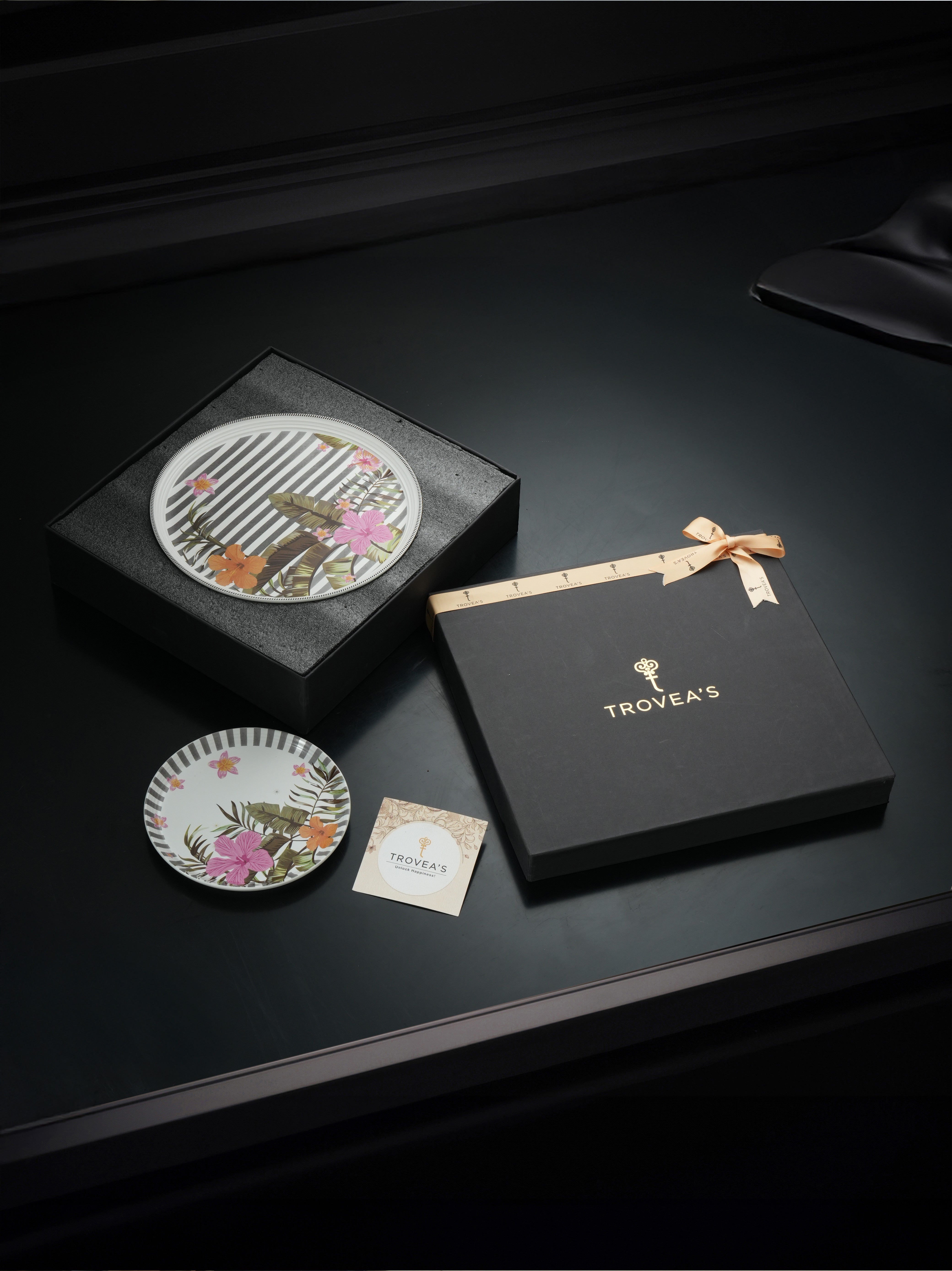 Striped Blosson Porcelain Snack Set (Pack of 5)