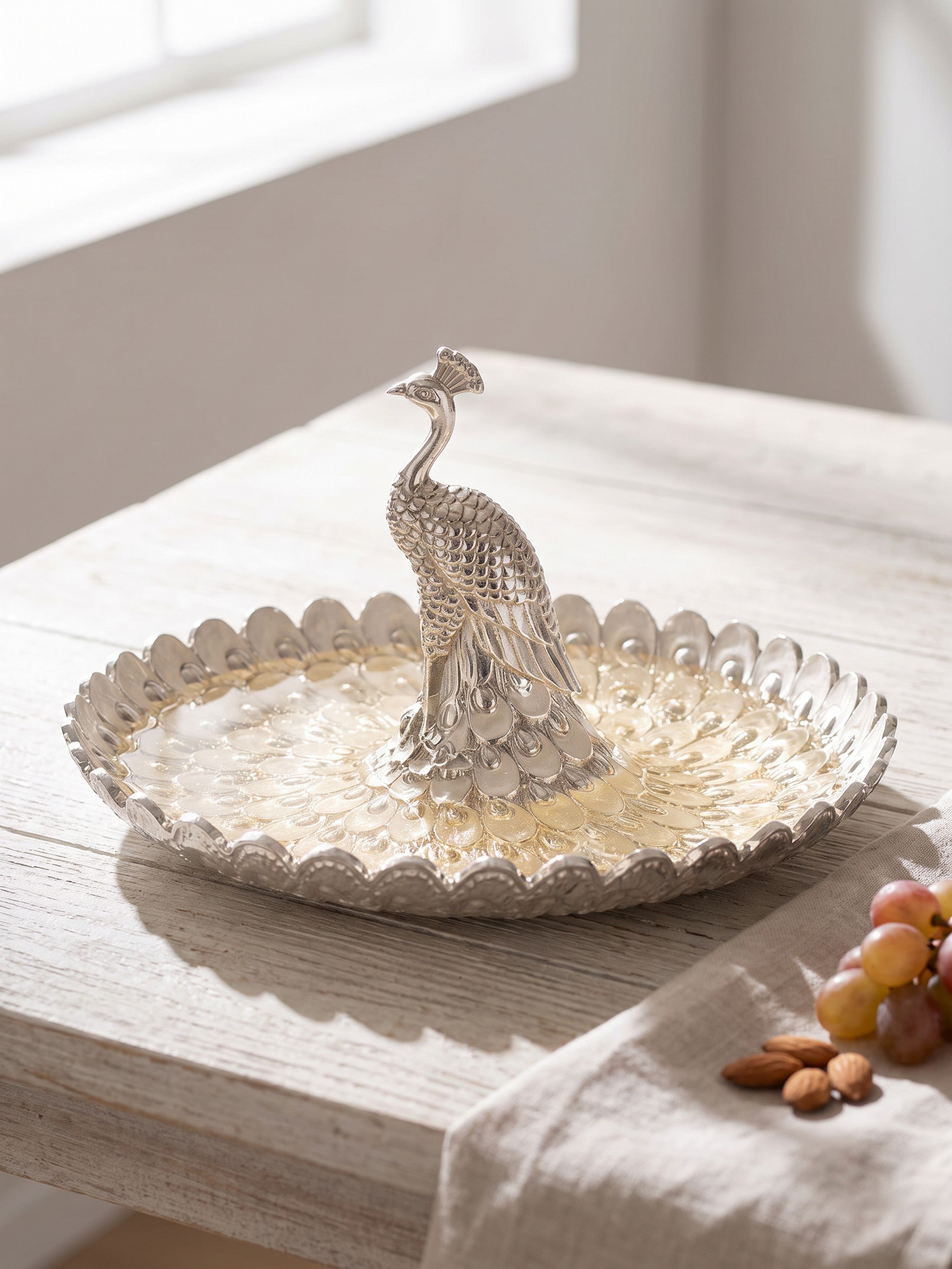 Imperial Plume Centerpiece Tray