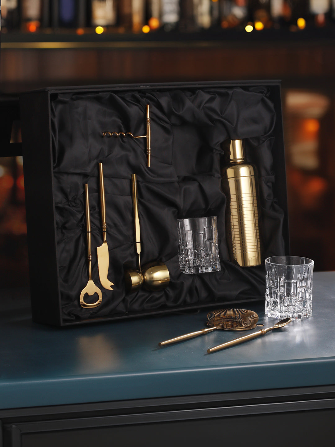 Wanderlust Bar Set