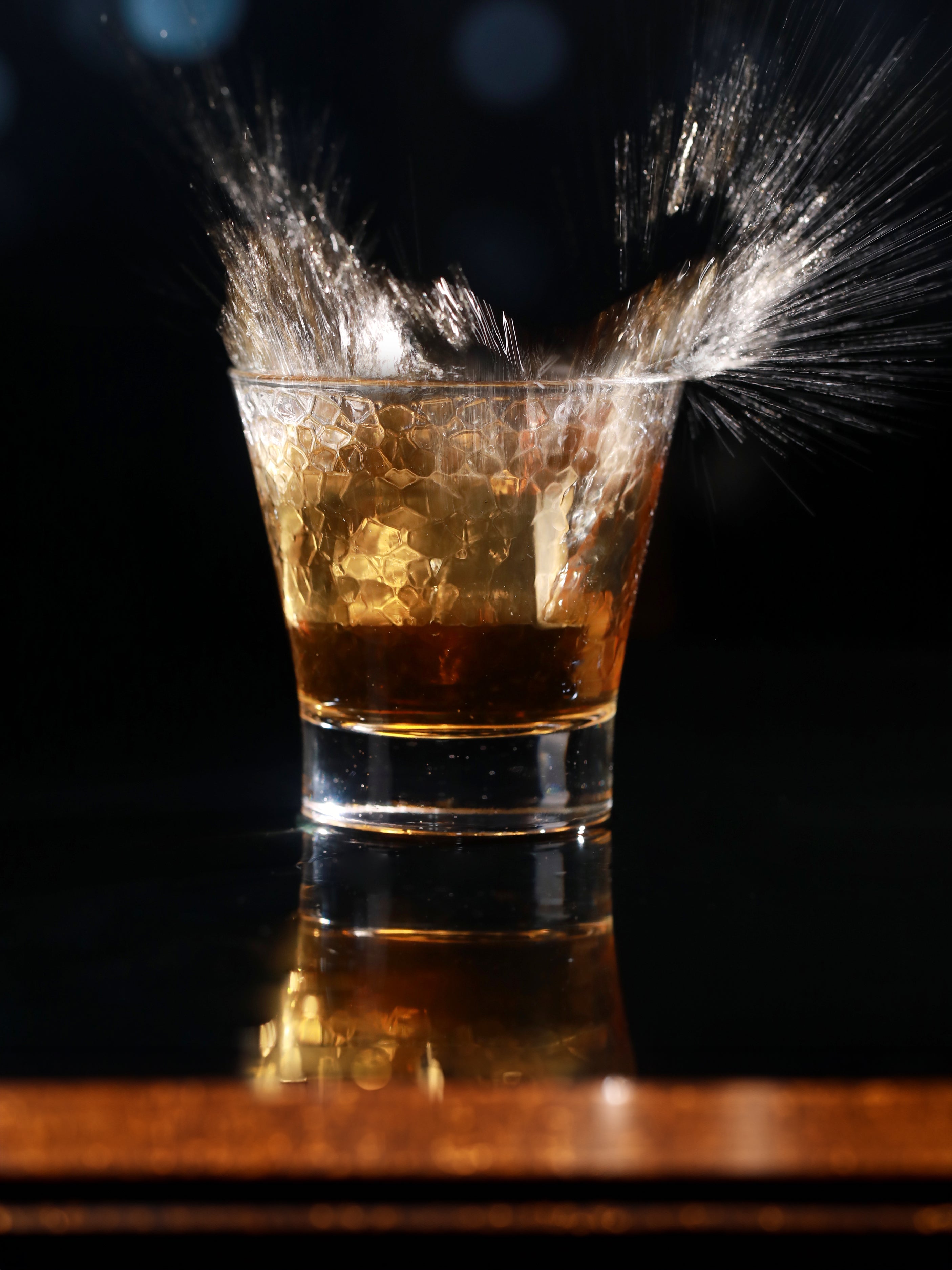 CRACKLE STONE WHISKEY TUMBLER