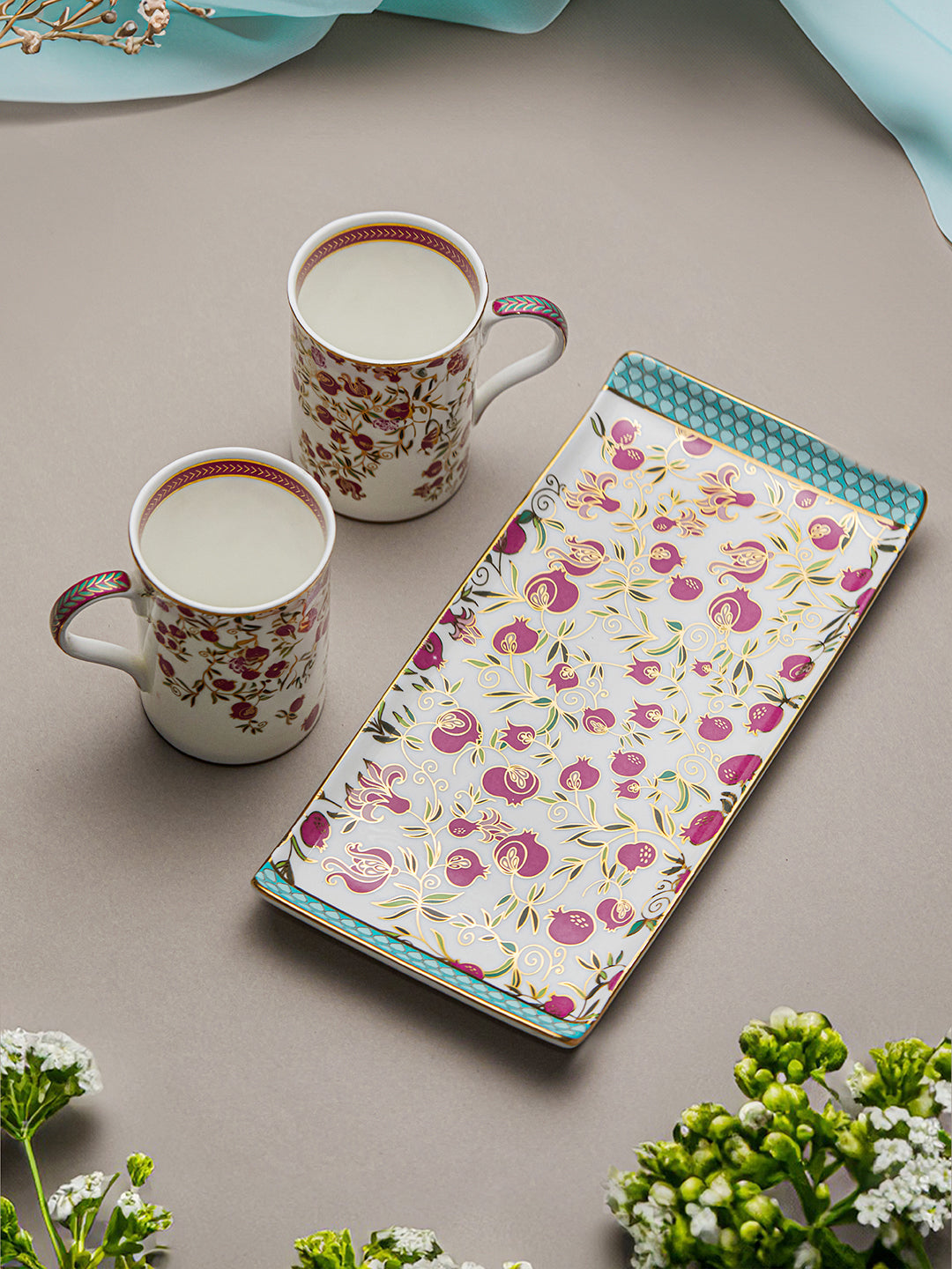 Pom Passion 24K Gold Plated Mugs and Tray Set