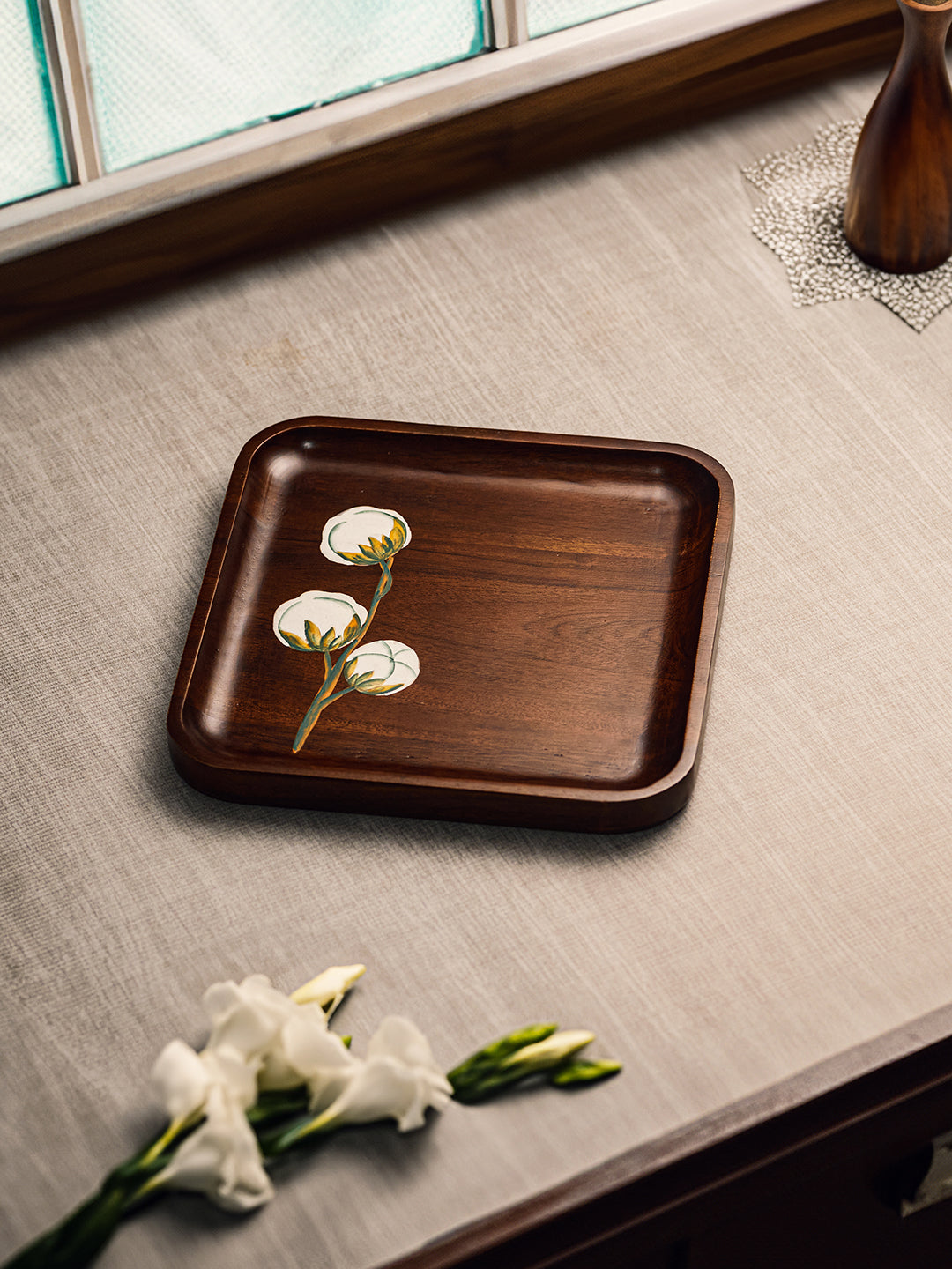 Elegant Mango Wood Tray