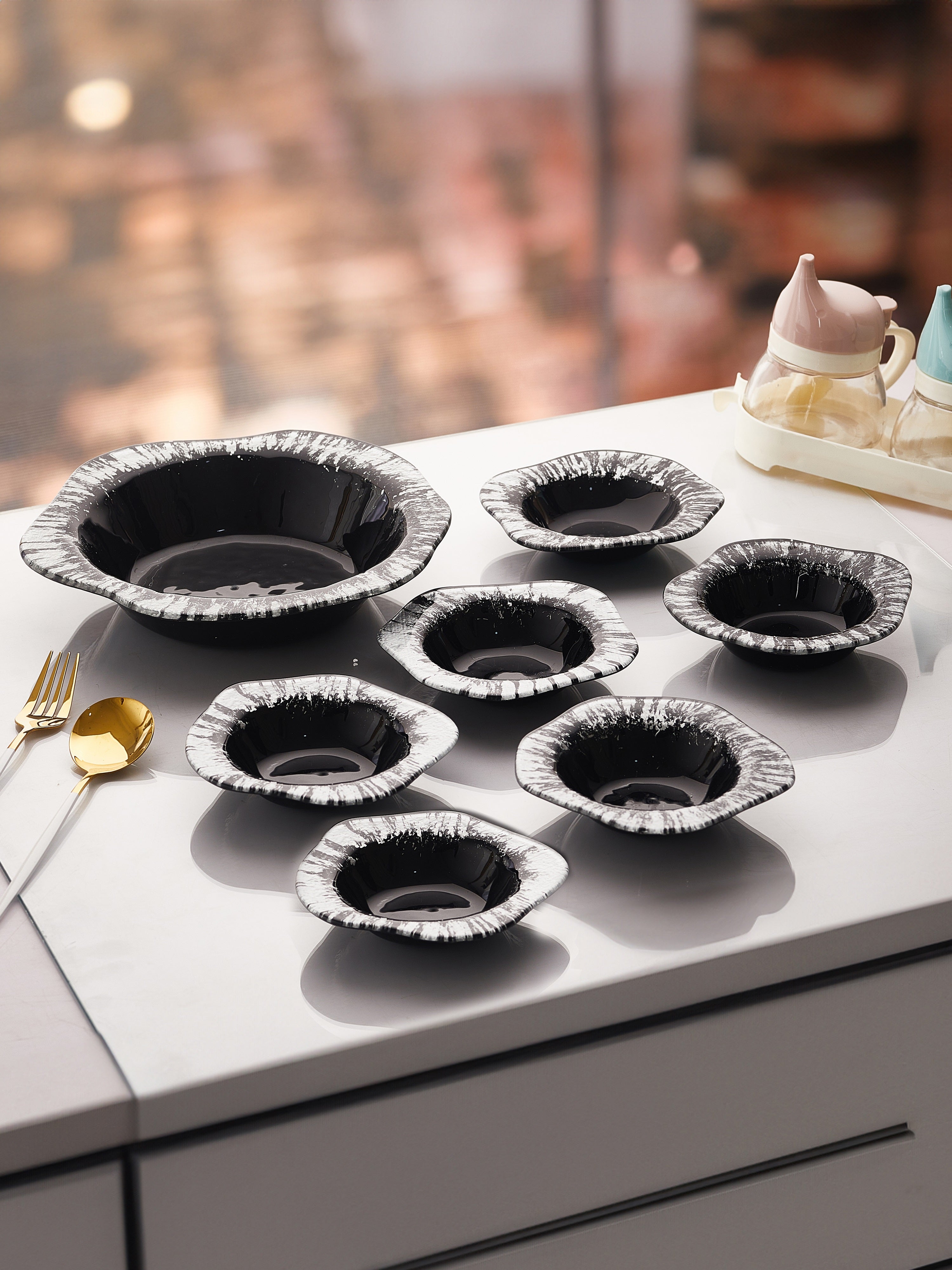 Black & Silver Glass Pudding Set (Pack Of 7)