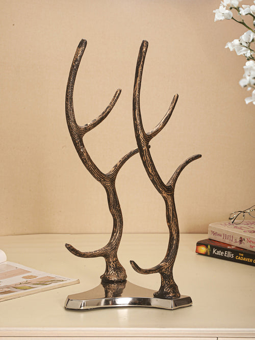 Twisted Branch Wine Stand