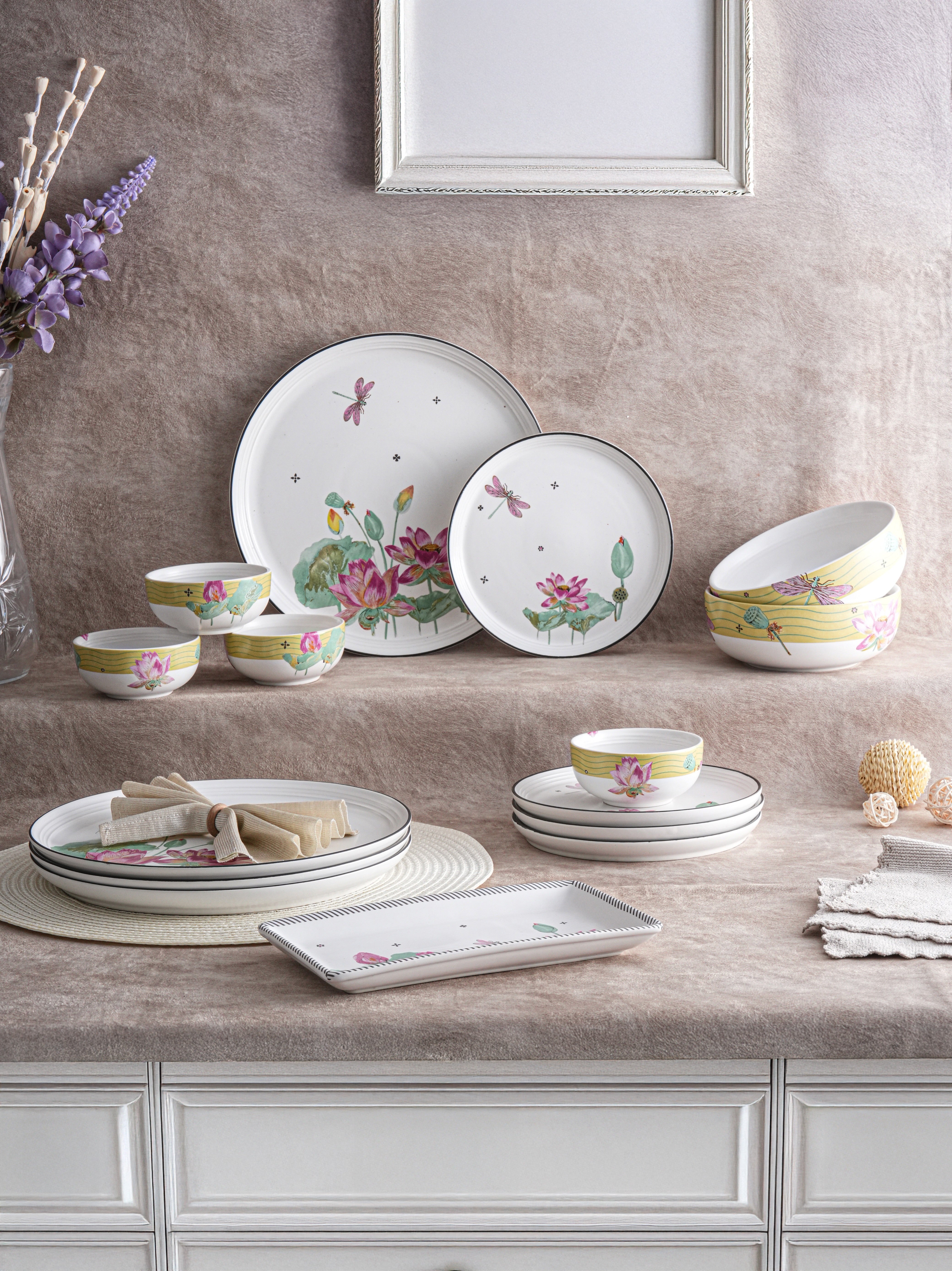 Dragonfly Bloom Porcelain Dinner Set (15 Pcs)