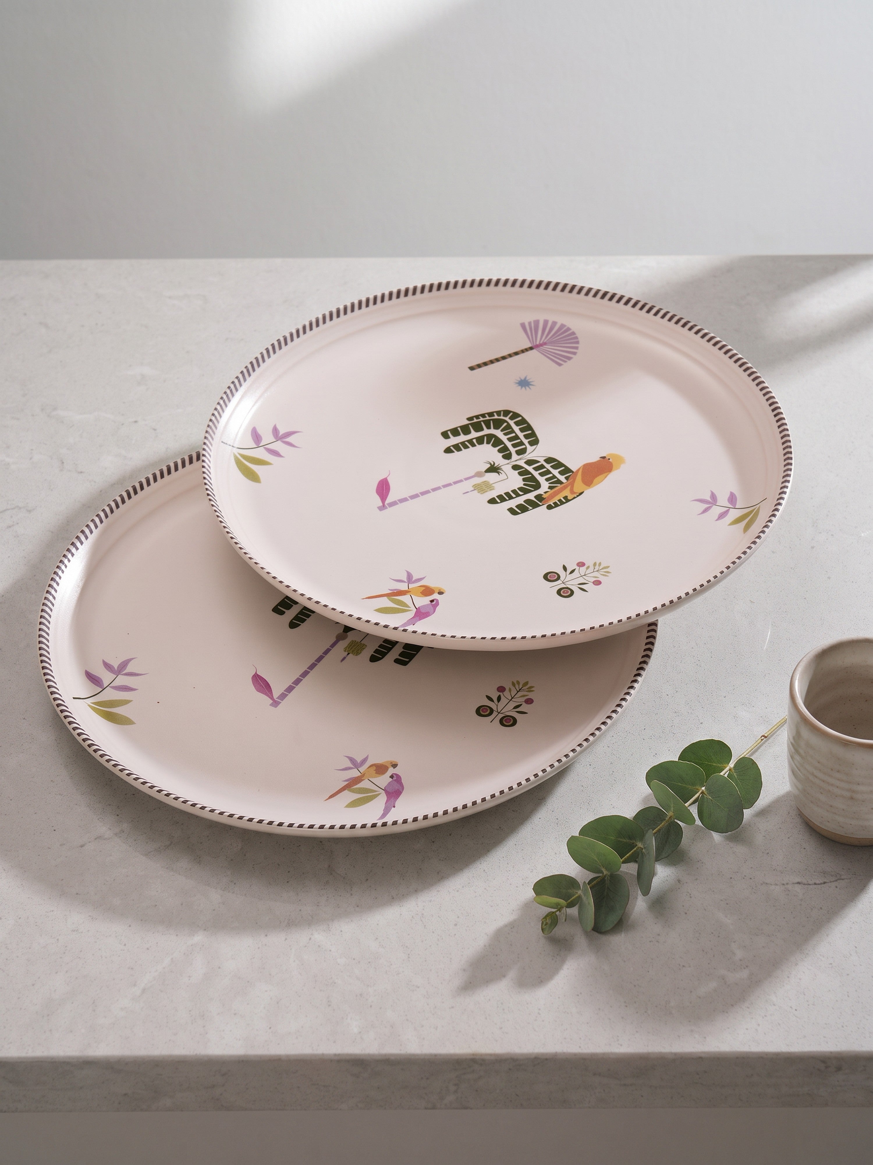 Island Bloom Porcelain Dinner Plates
