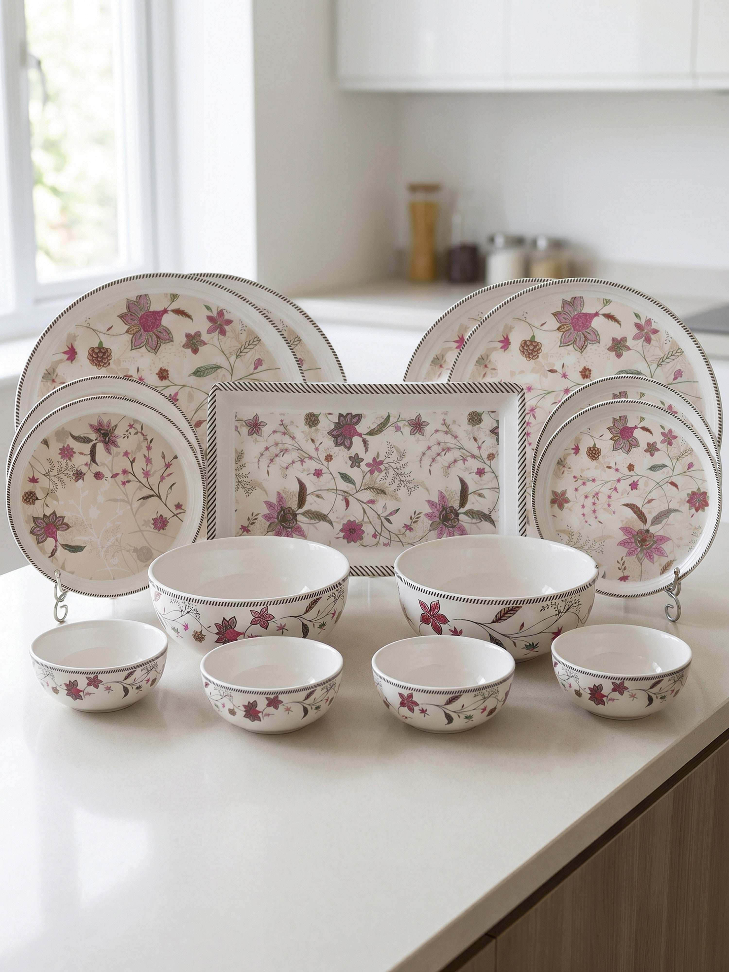 BlossomServe Porcelain Dinner Set (15 Pcs)