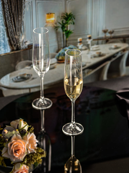 QUINTESSENTIAL CHAMPAGNE GLASS - CRAFTED IN EUROPE