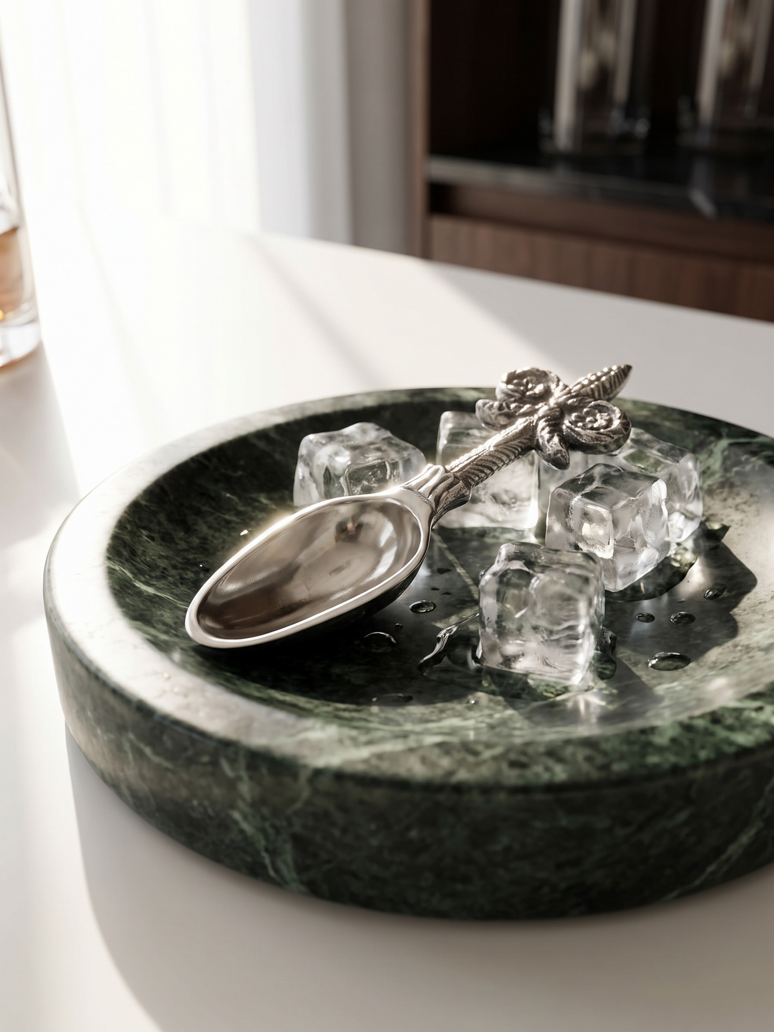 The Petal Luxe Ice Scooper
