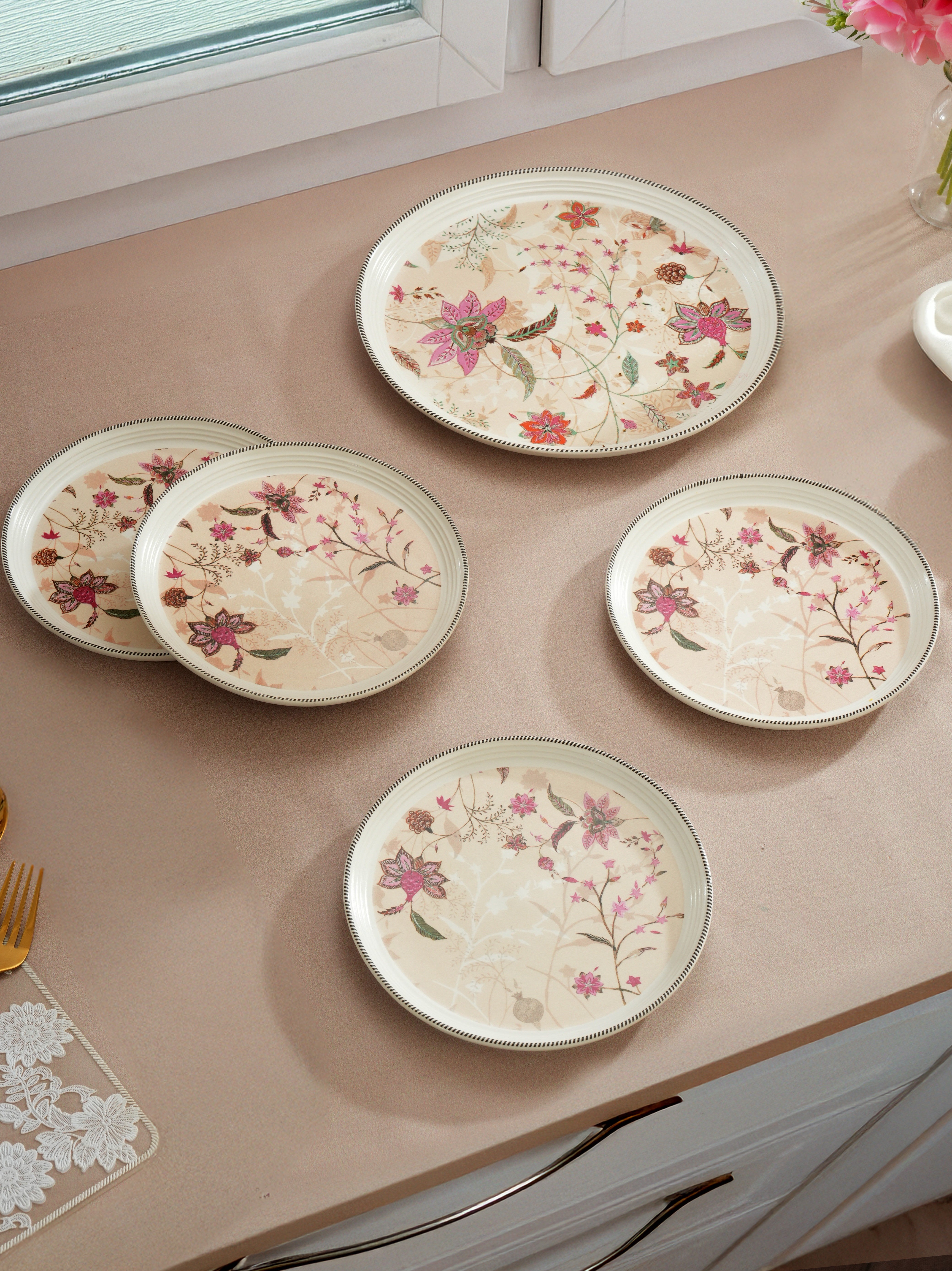 BlossomServe Porcelain Snack Set (Pack of 5)