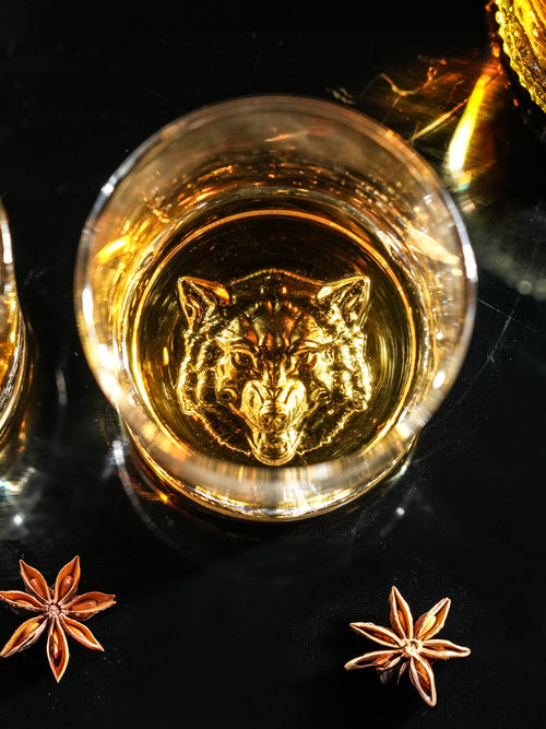 WOLF EMBOSSED CRYSTAL WHISKEY GLASS