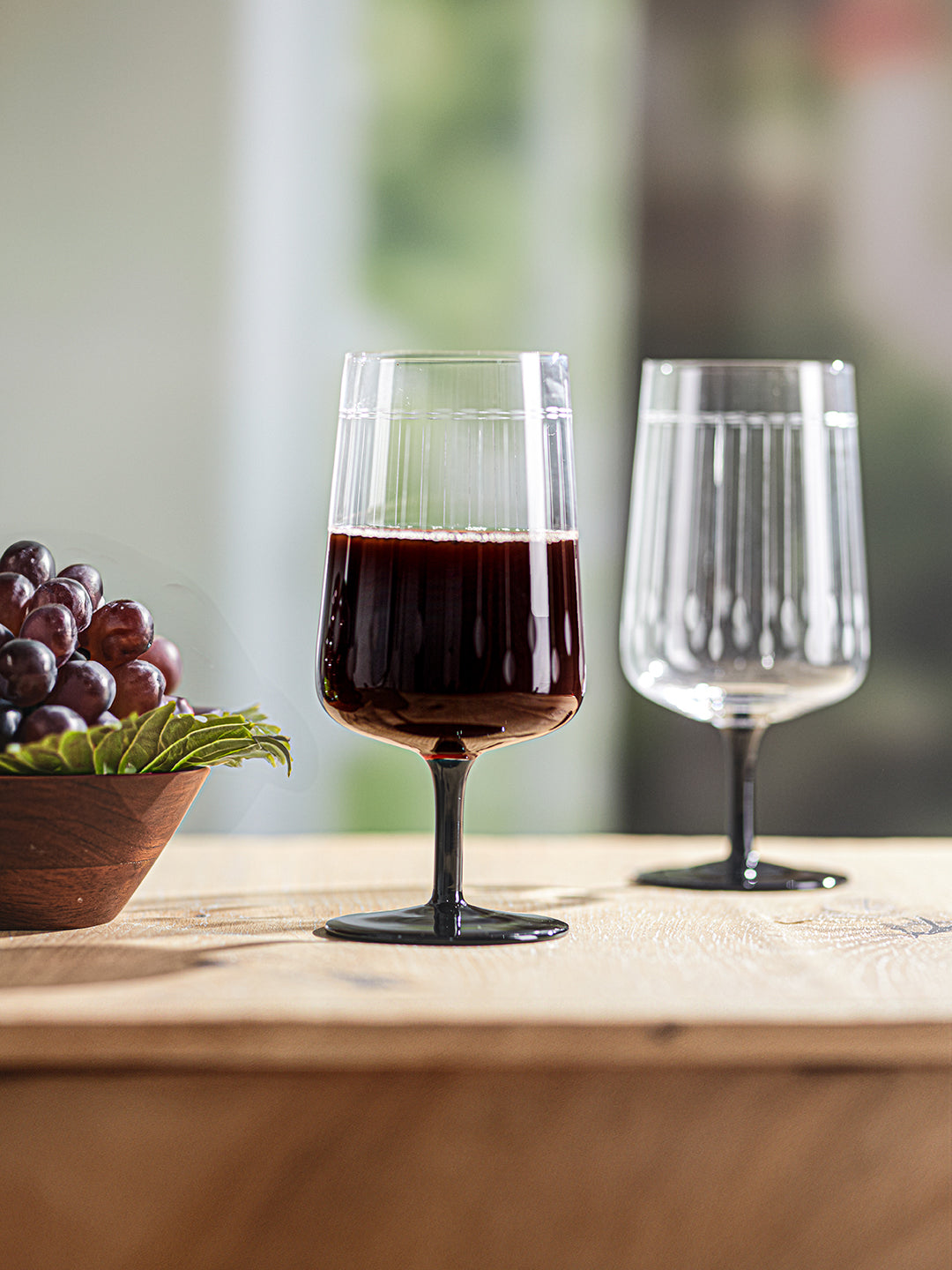 Vino Noir Wine Glass