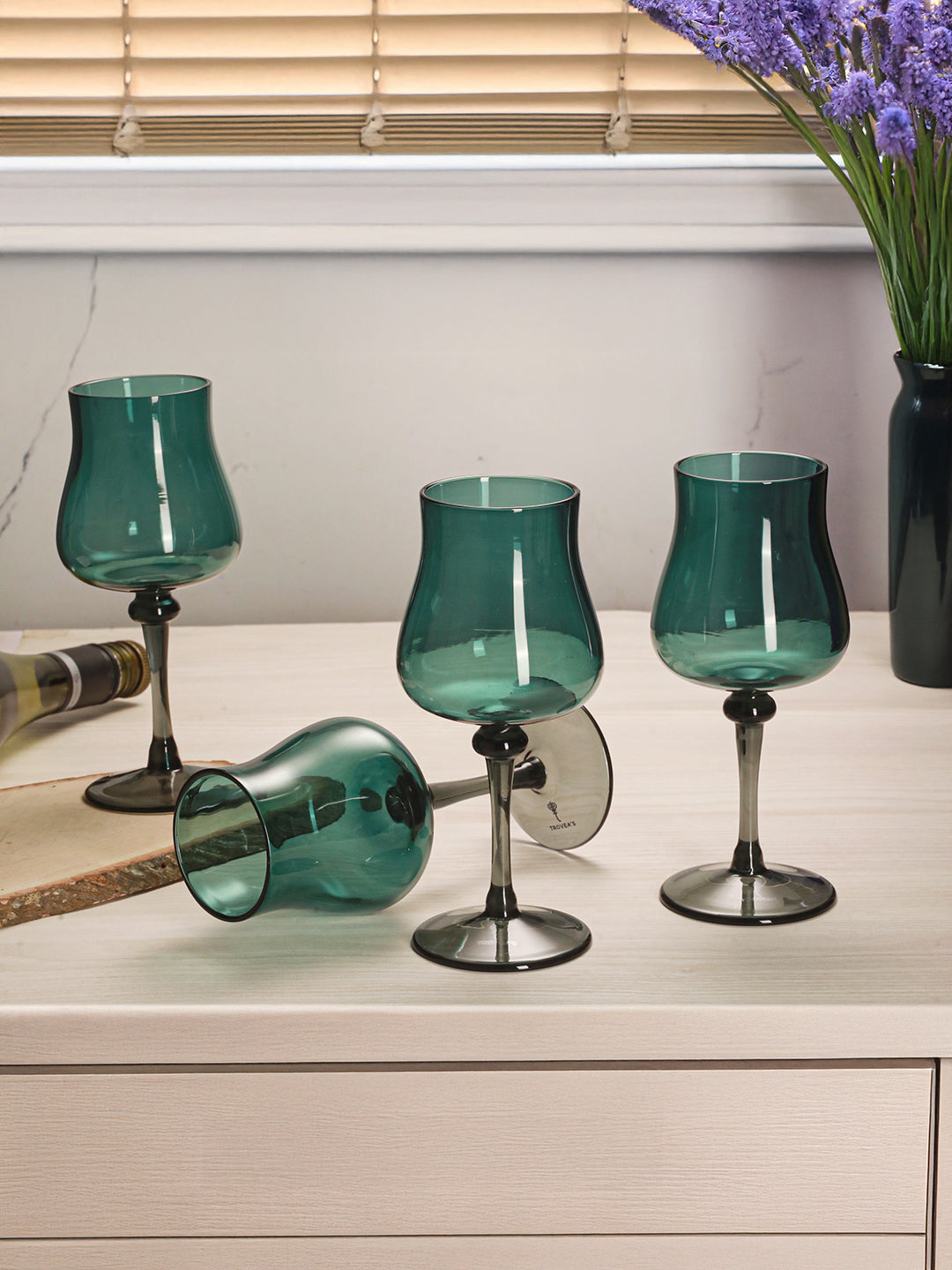 Jade Mist Wine Glass