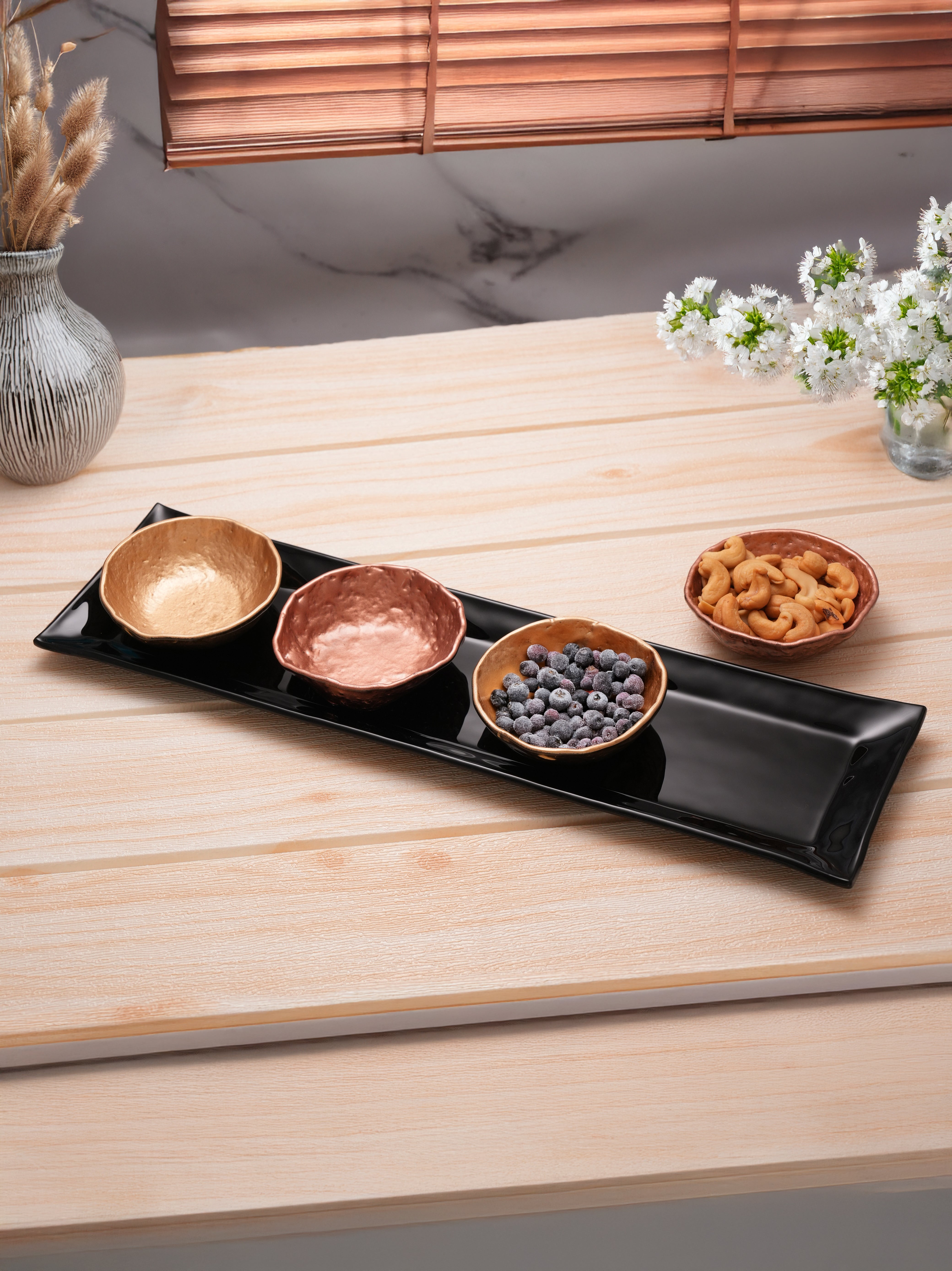 Ebony Glow Nut Bowls with Tray